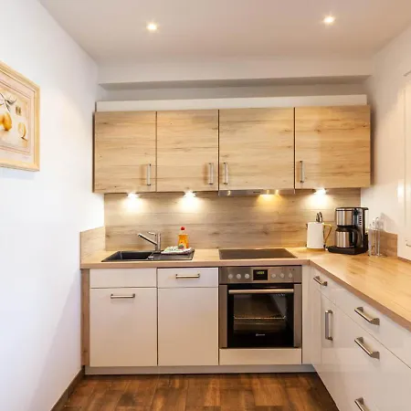 Bergsicht Mit Balkon *